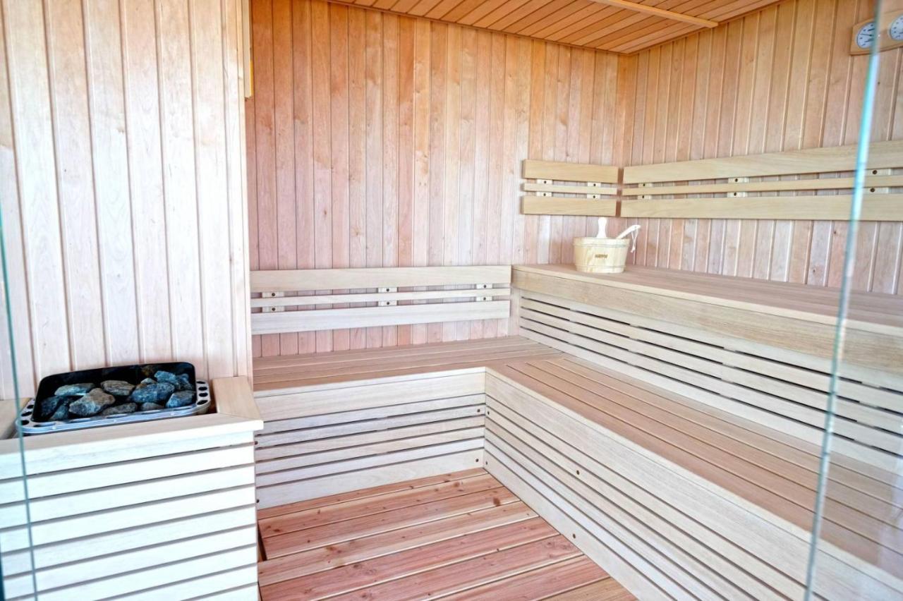 Paradise Hotel & Relax Center Pomorie Eksteriør bilde