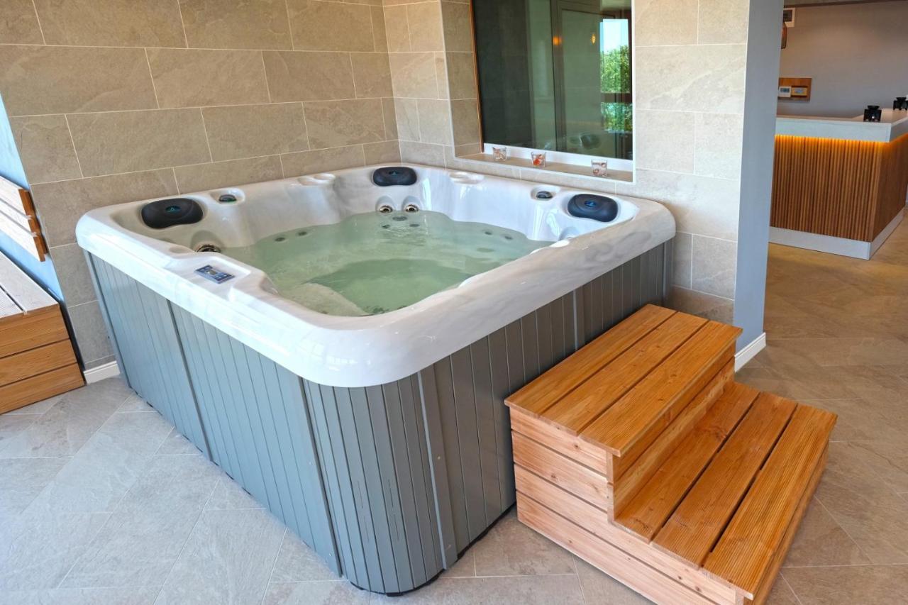 Paradise Hotel & Relax Center Pomorie Eksteriør bilde