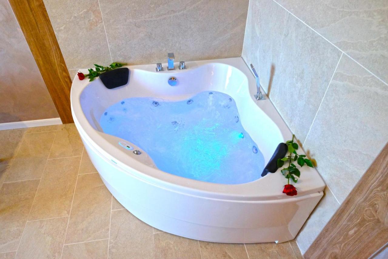 Paradise Hotel & Relax Center Pomorie Eksteriør bilde