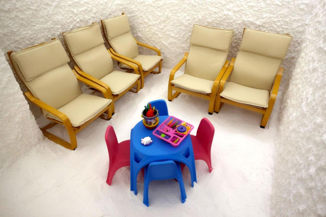 Paradise Hotel & Relax Center Pomorie Eksteriør bilde