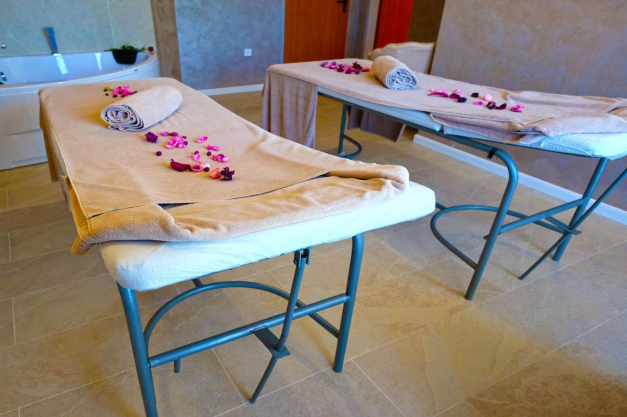 Paradise Hotel & Relax Center Pomorie Eksteriør bilde